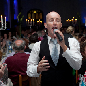 Singing Waitor Entertainment